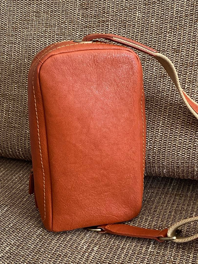 土屋鞄　ボディバッグ　限定色ストーブオレンジ