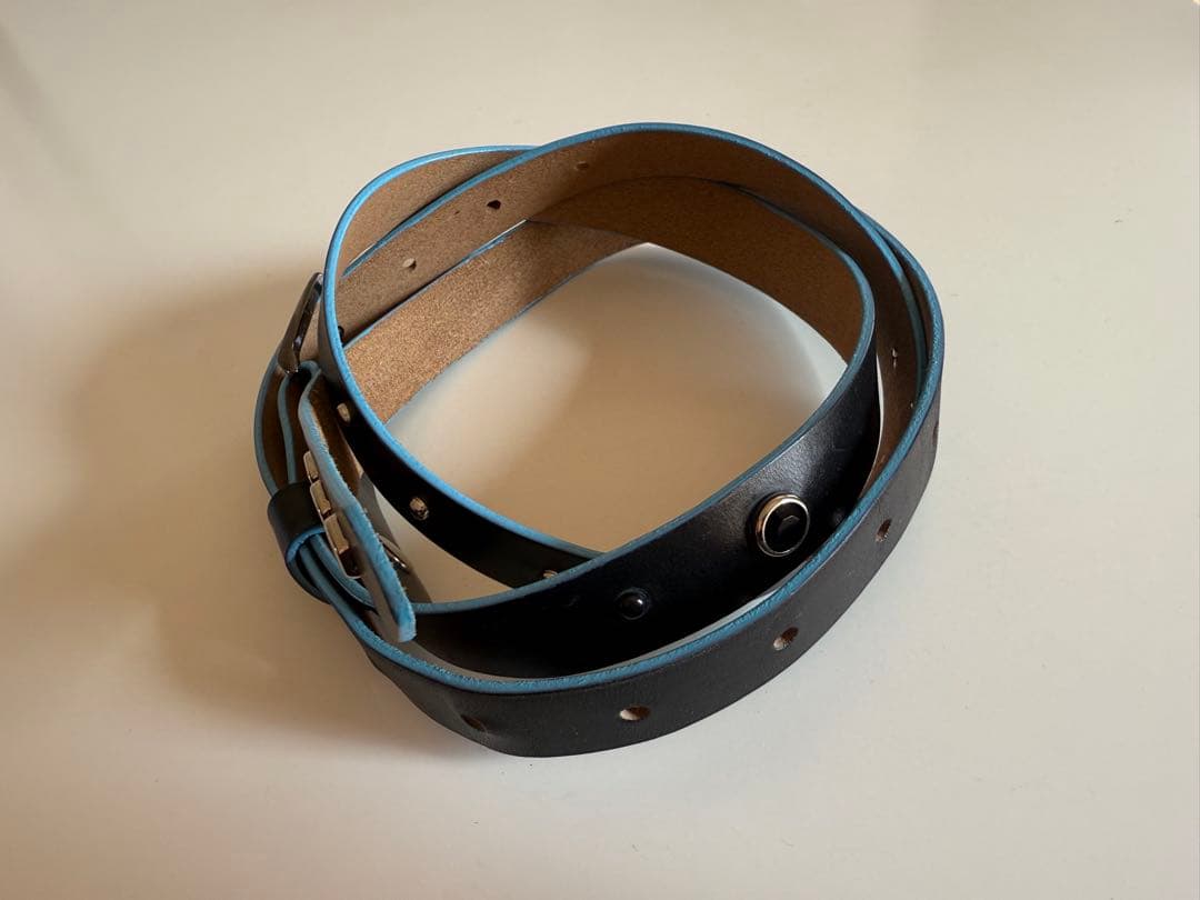 【美品】anytee Narrow Long Belt Black Blue