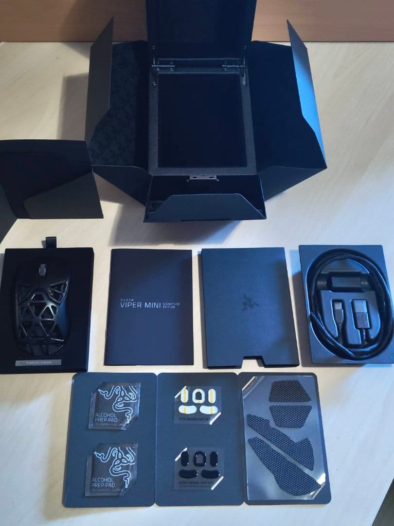 マウス・トラックボール Razer viper mini se signature edition