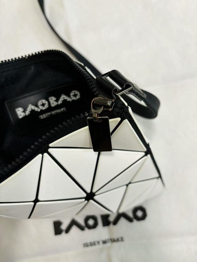 BAOBAO ISSEY MIYAKE ショルダーバッグ