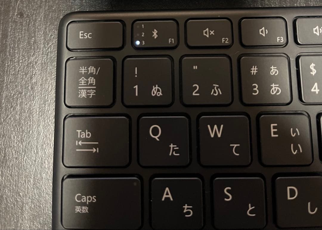 Microsoft デザイナーコンパクトキーボード　テンキー付属