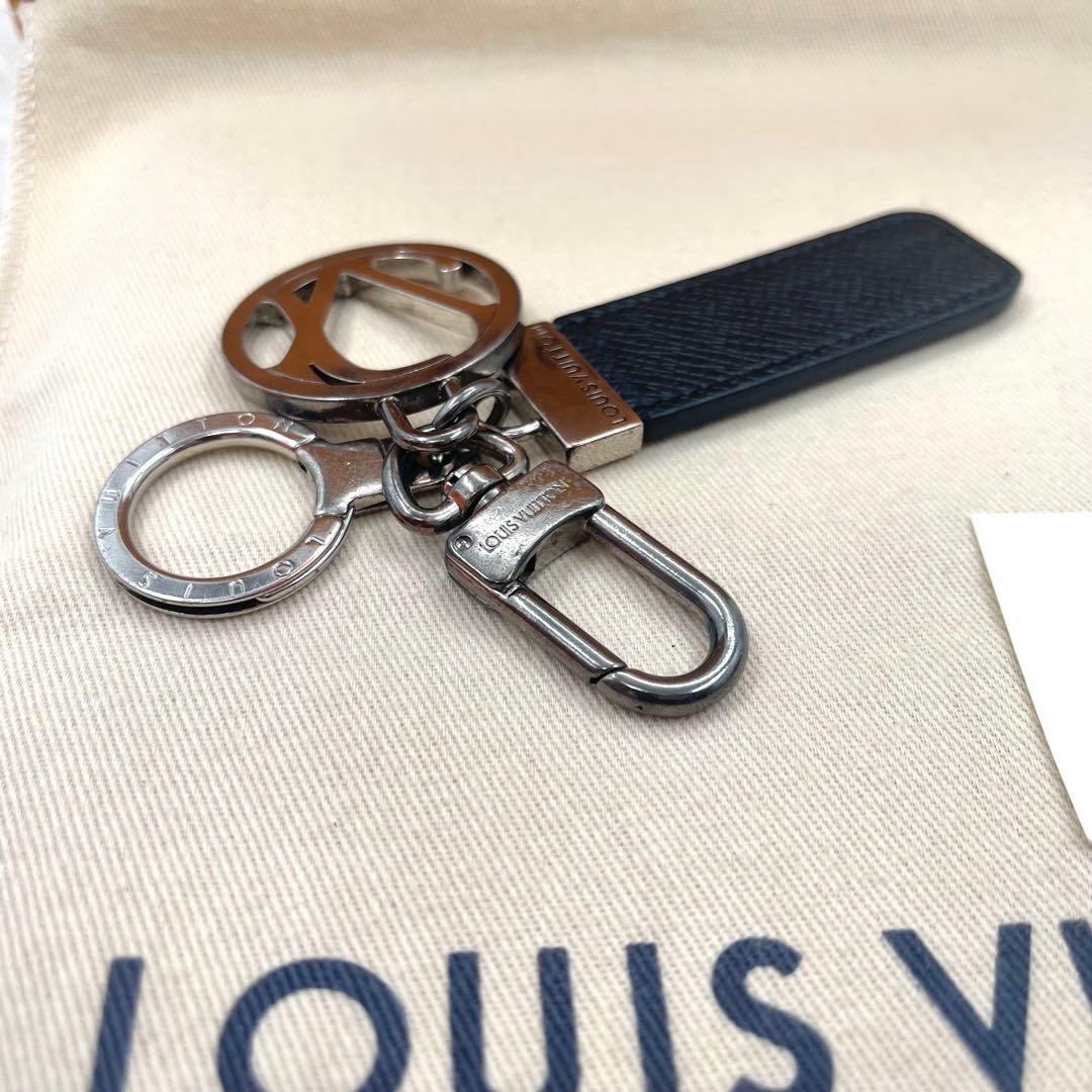 ルイヴィトン キーホルダー キーリング タイガ　ＬＶクラブ　779