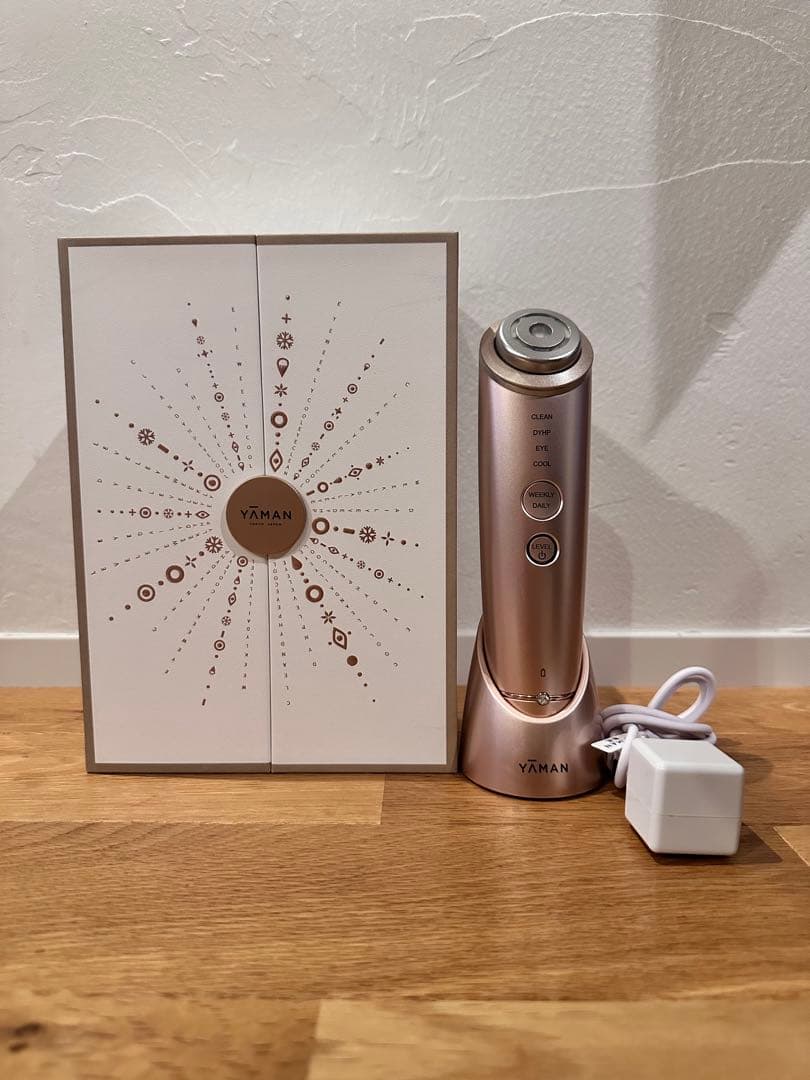 Maaa★　YAMAN 美顔器 フォトプラスシャイニー　M18