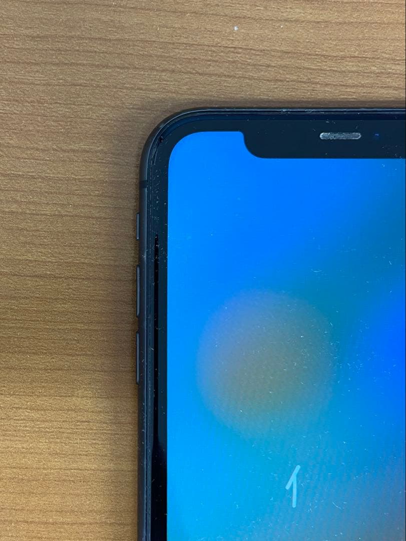B*︎様 動作確認済み iPhone 11 64GB ID E4335