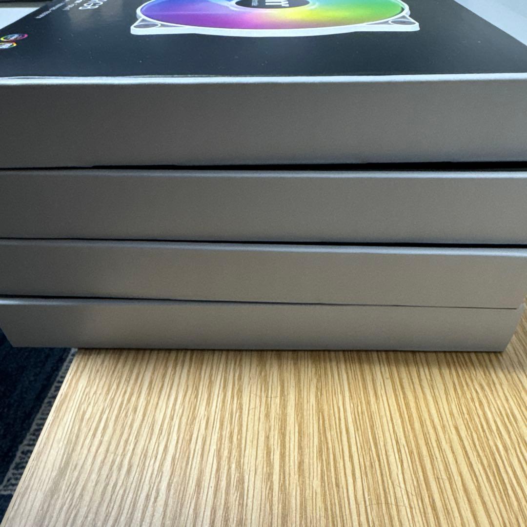 Thermaltake CT200 ARGB ホワイト PCファン