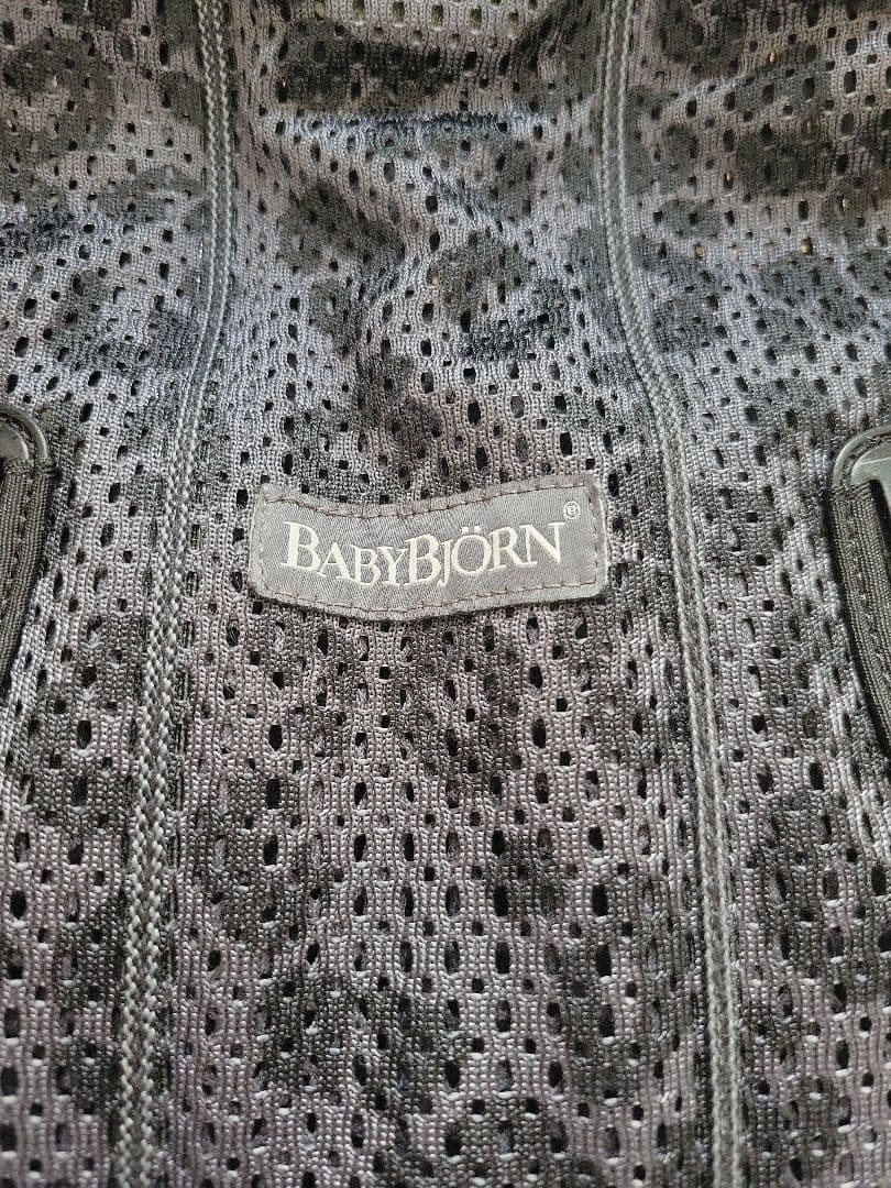 BABYBJÖRN 抱っこ紐 黒 メッシュ