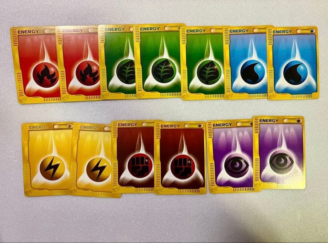 【2/8までお値下げ中！】ポケモンカードe スターターパック/ハーフデッキ