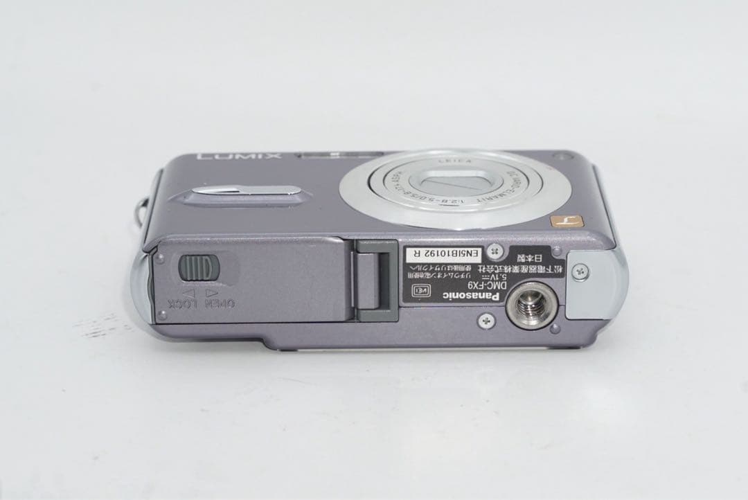 デジタルカメラ panasonic LUMIX DMC-FX9