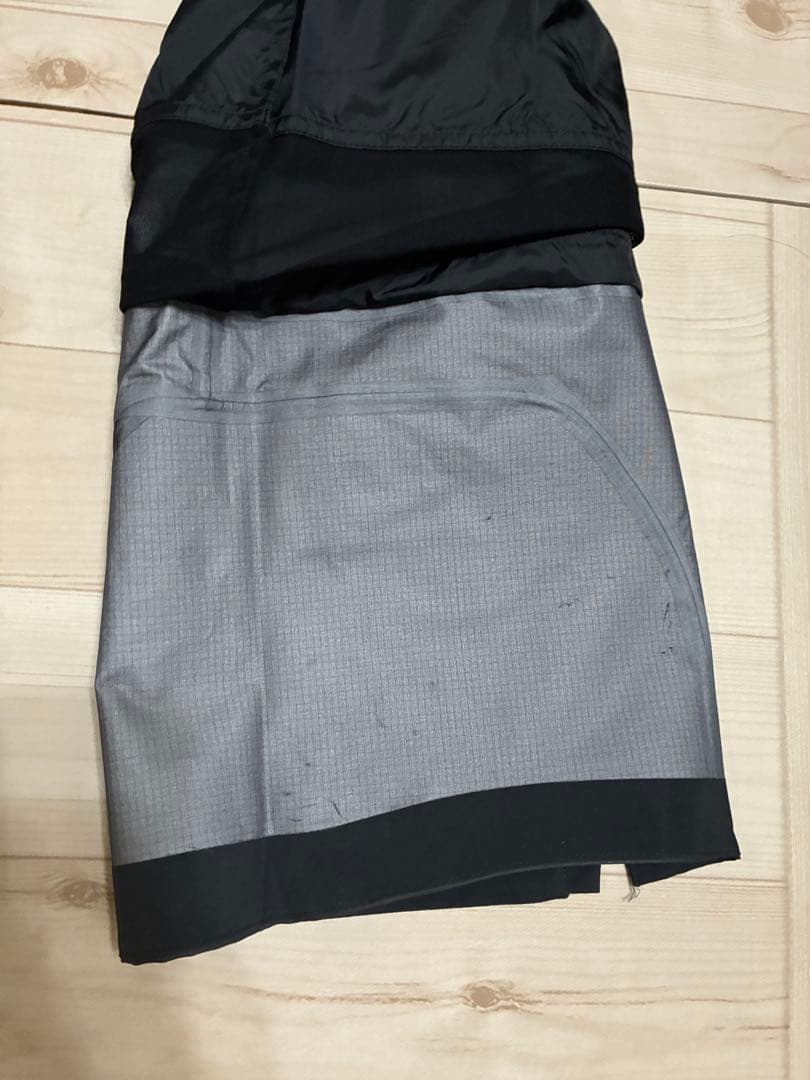 美品バートンAK457 GORE-TEX PRO ビブパンツ　Sサイズ