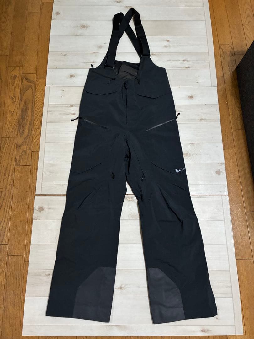 美品バートンAK457 GORE-TEX PRO ビブパンツ　Sサイズ