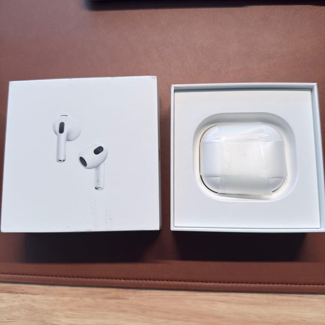 AirPods 第3世代 正規品 Lightning充電 MagSafe