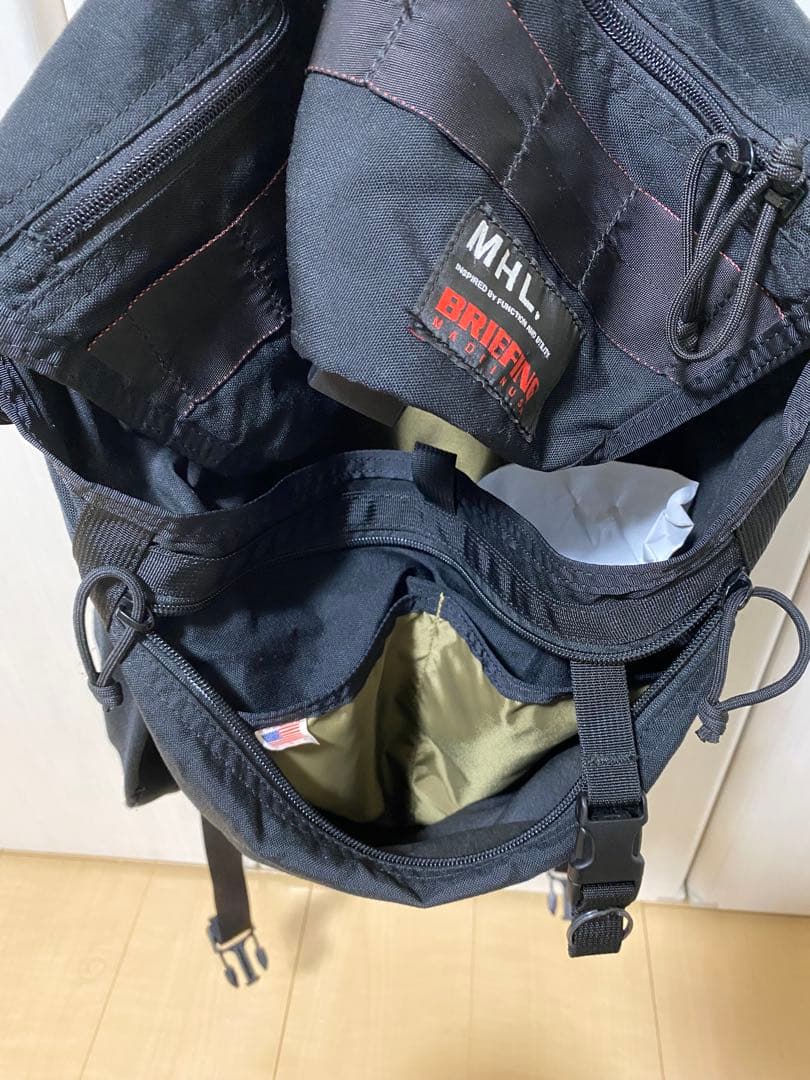 BRIEFING × MARGARET HOWELL MHLメッセンジャー