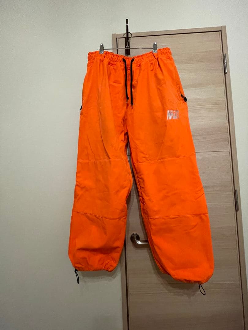 Naut（ノート）　スノーボード　ウェア　セットアップ　オレンジ