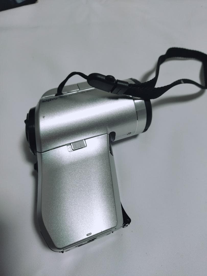 美品 SANYO Xacti DMX-HD1000 8GB付き　ビデオカメラ