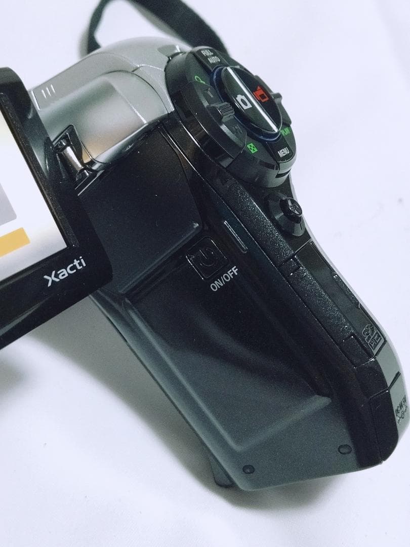 美品 SANYO Xacti DMX-HD1000 8GB付き　ビデオカメラ