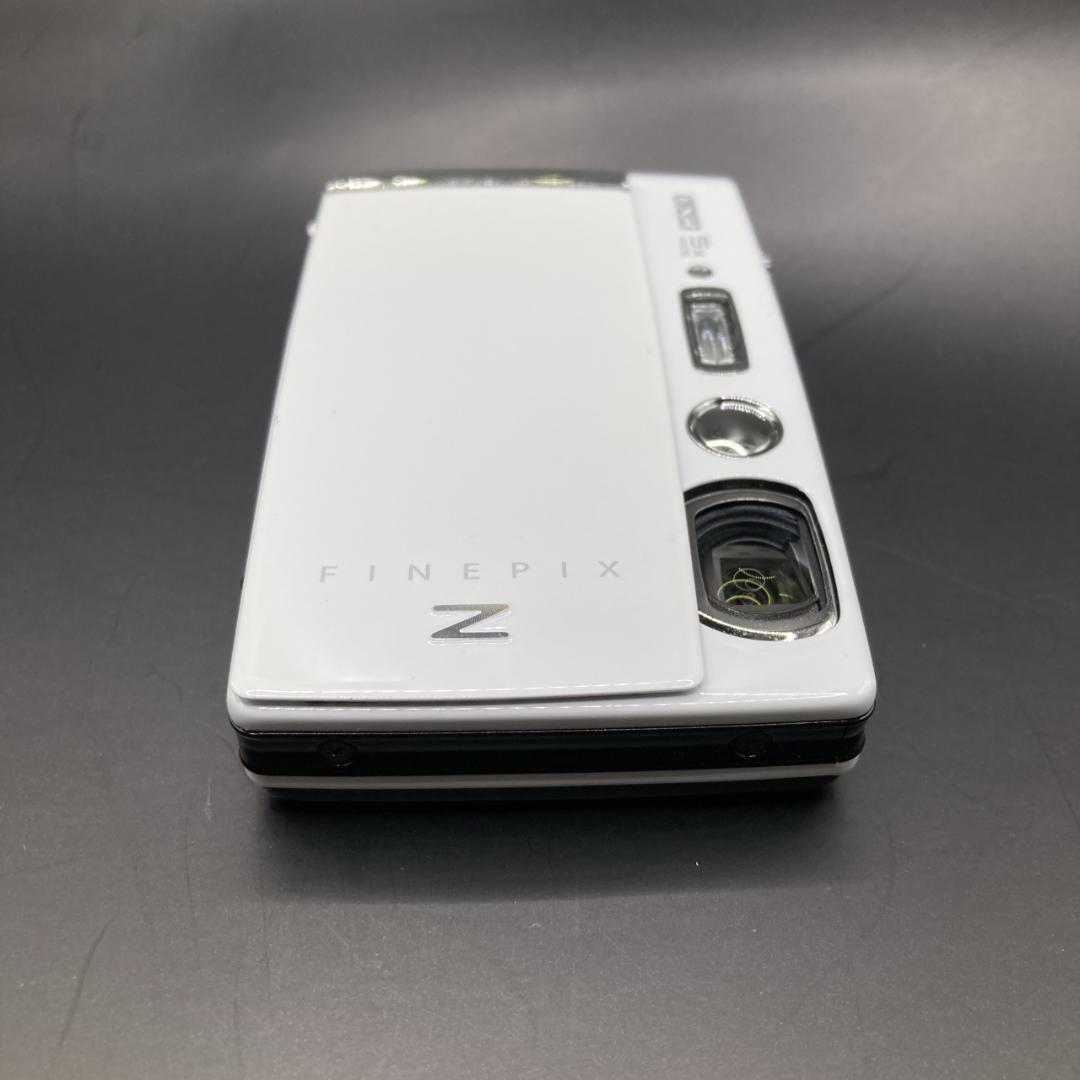 【美品】富士フィルム FinePix Z1000EXR 白 ホワイト 箱付き