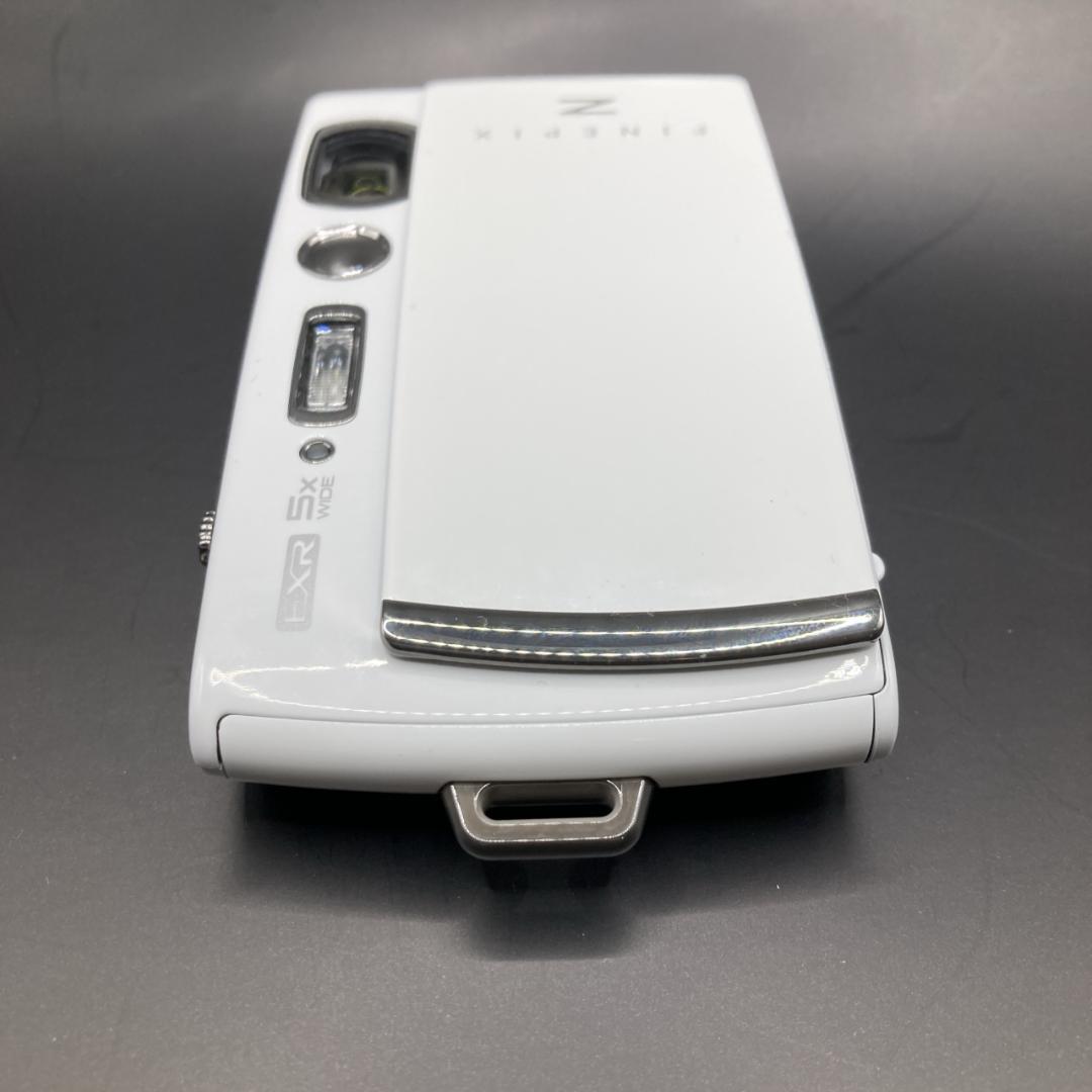 【美品】富士フィルム FinePix Z1000EXR 白 ホワイト 箱付き