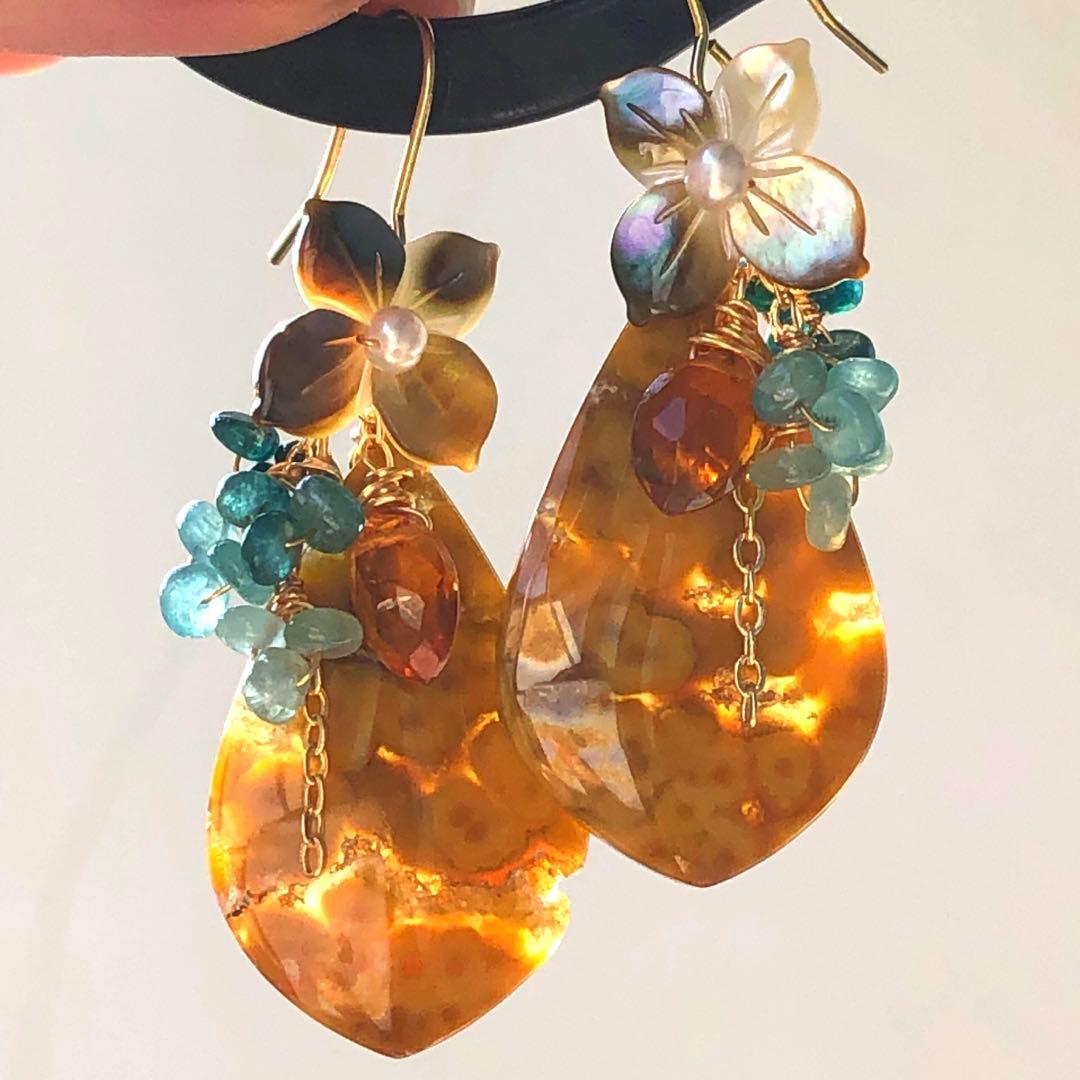 天然石♡レア♡大輪お花模様ホワイトアイアゲートのピアス14kgf