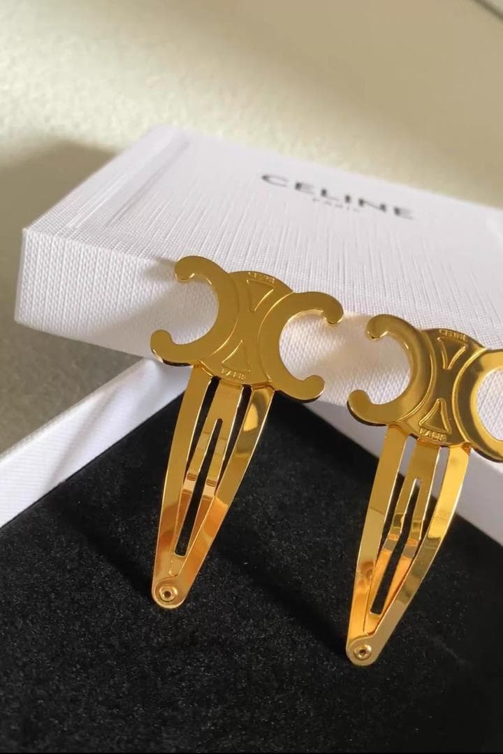 CELINE セリーヌ　トリオンフヘアクリップ　2つセット　ゴールド