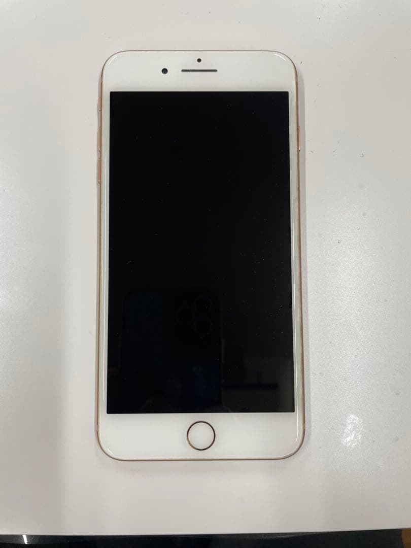 iPhone 8 Plus ゴールド 本体のみ