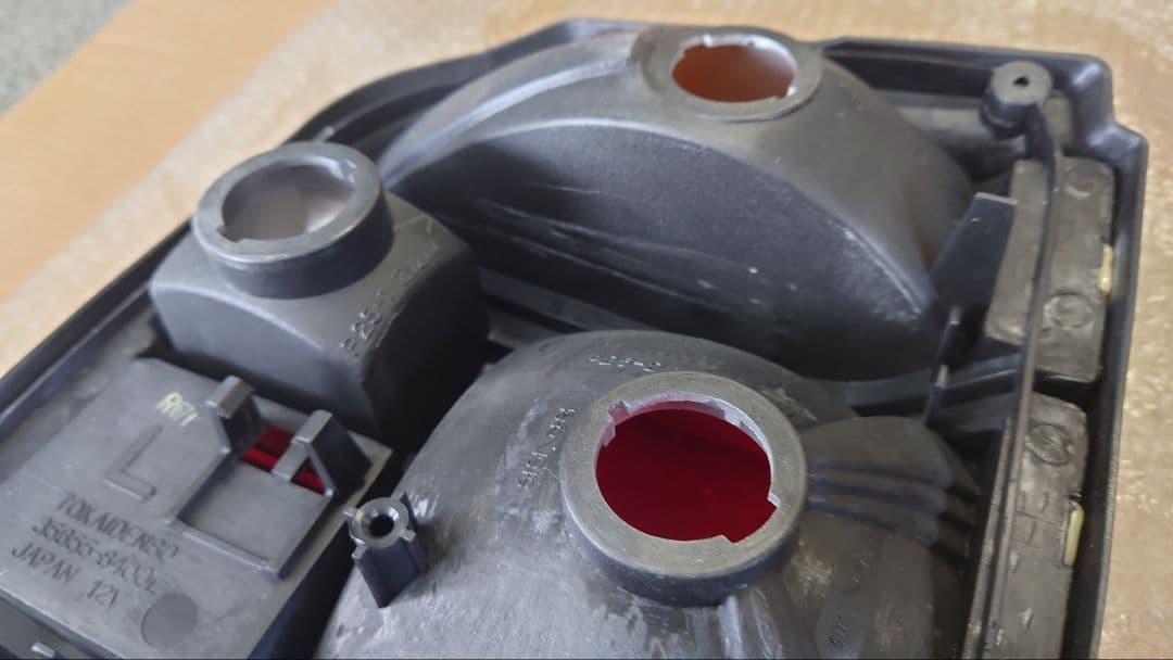 アルトワークス　スズキ　純正　テールランプ　35670-84010　左　未使用