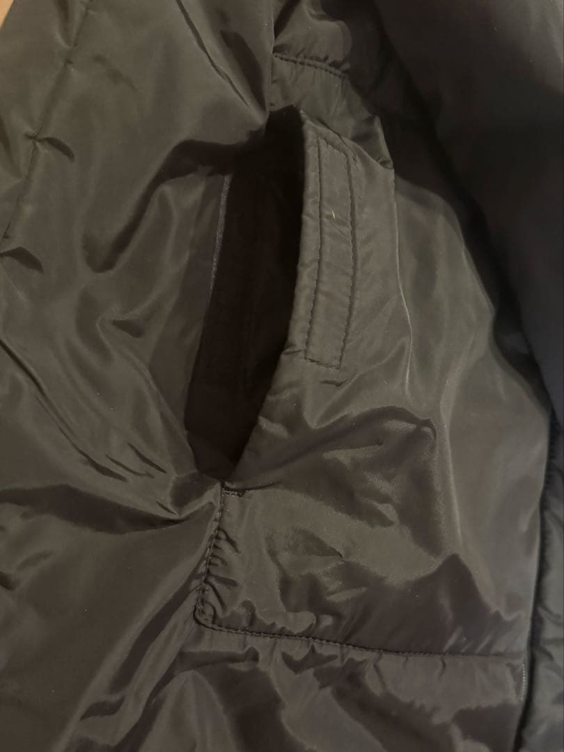 PRADASPORTナイロンジャケット中綿ダウンイタリア製プラダアウター黒40