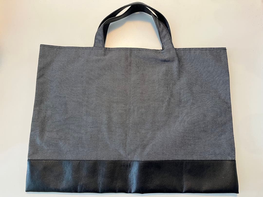 美品　ファミリア　デニムバッグ　黒