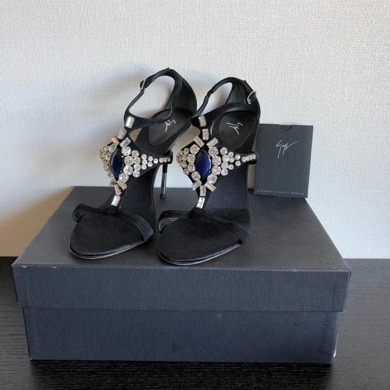 定価14万　新品　ジュゼッペ　ザノッティ＊スワロスキー　ビジュー サンダル　36