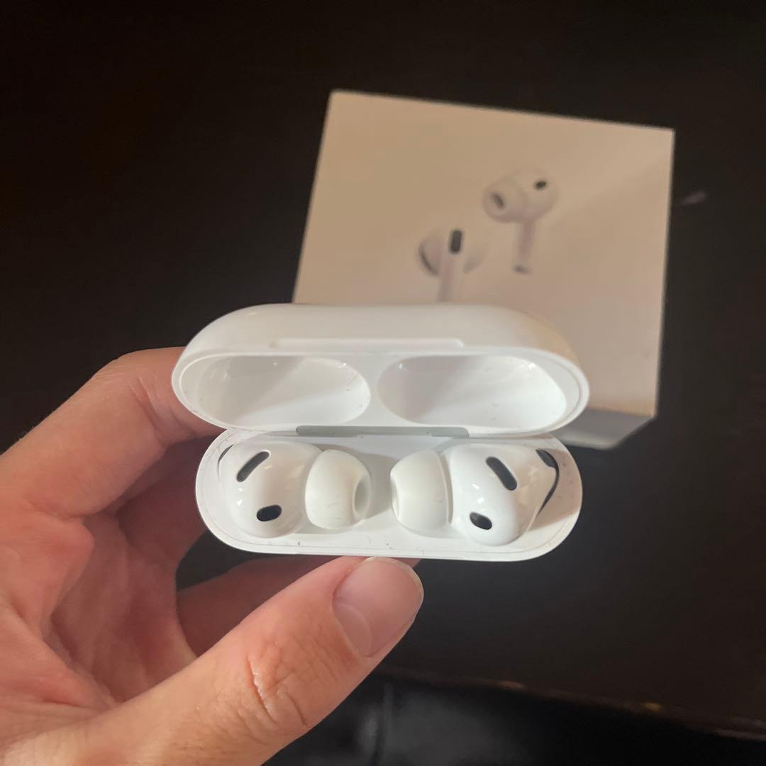 AirPodspro3ホワイト 充電ケース付き