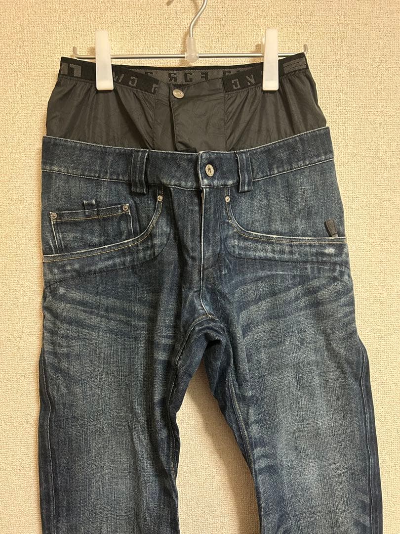 241 ゴアテックス スノーボード パンツ デニム