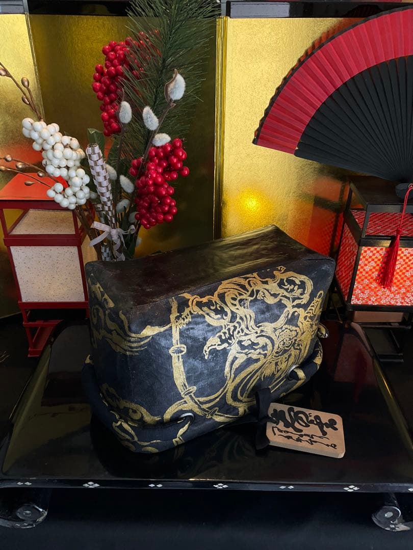 一閑張り　一閑張りバッグ　風神雷神　古文書　和紙　竹籠　籠バッグ　着物　金　黒