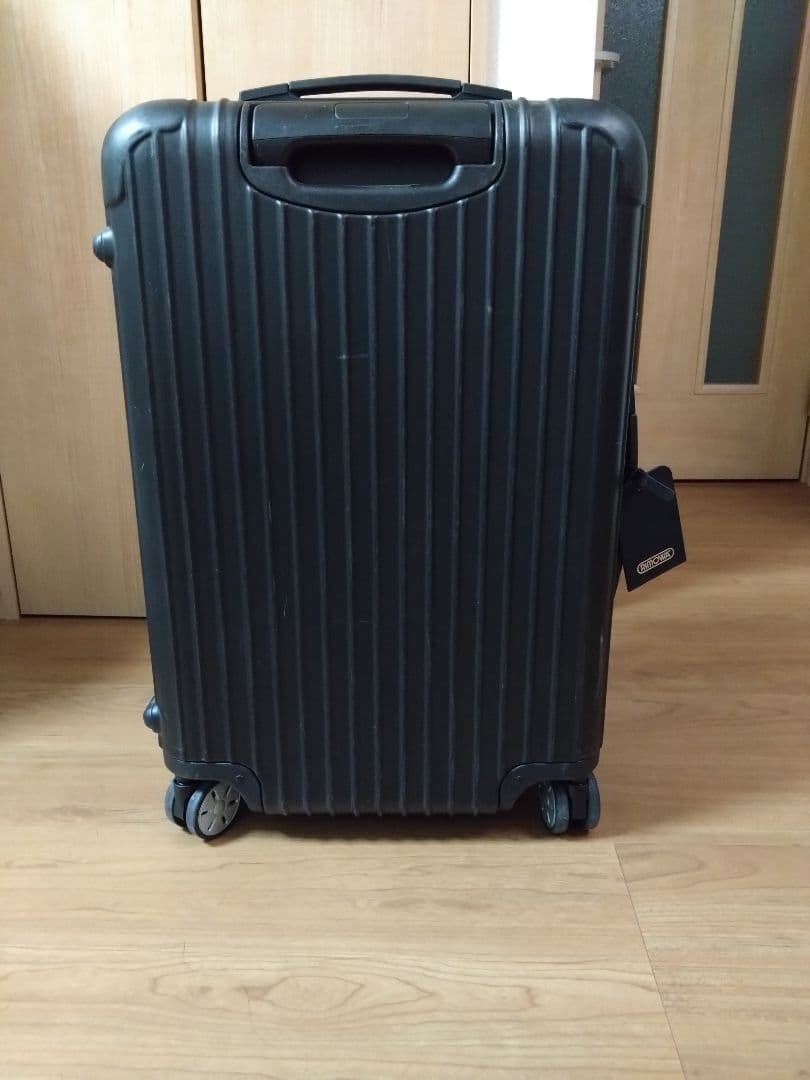 RIMOWA リモワ　サルサ　ブラック　58リットル　4輪