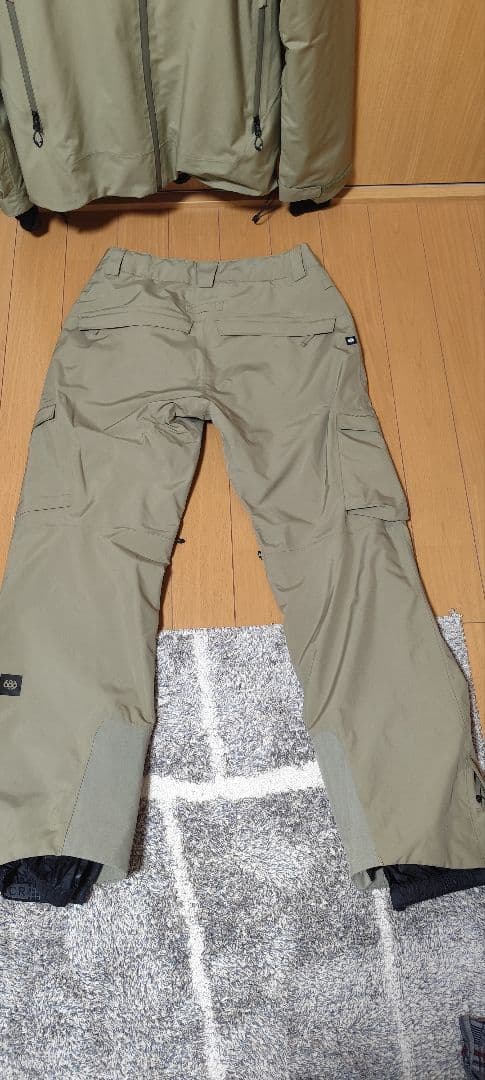 ★値下げ★686ウェア上下セット　2024−2025モデル