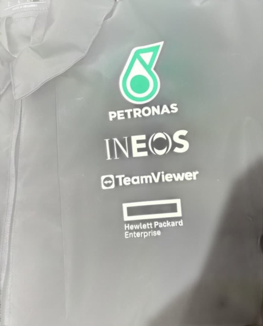 Mercedes AMG 2025 メルセデスAMG F1 チームジャケット M