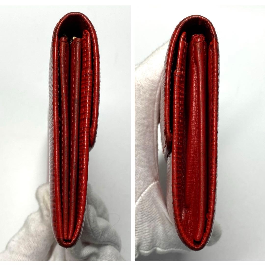 LOUIS VUITTON ルイヴィトン　エピ　赤　二つ折り財布