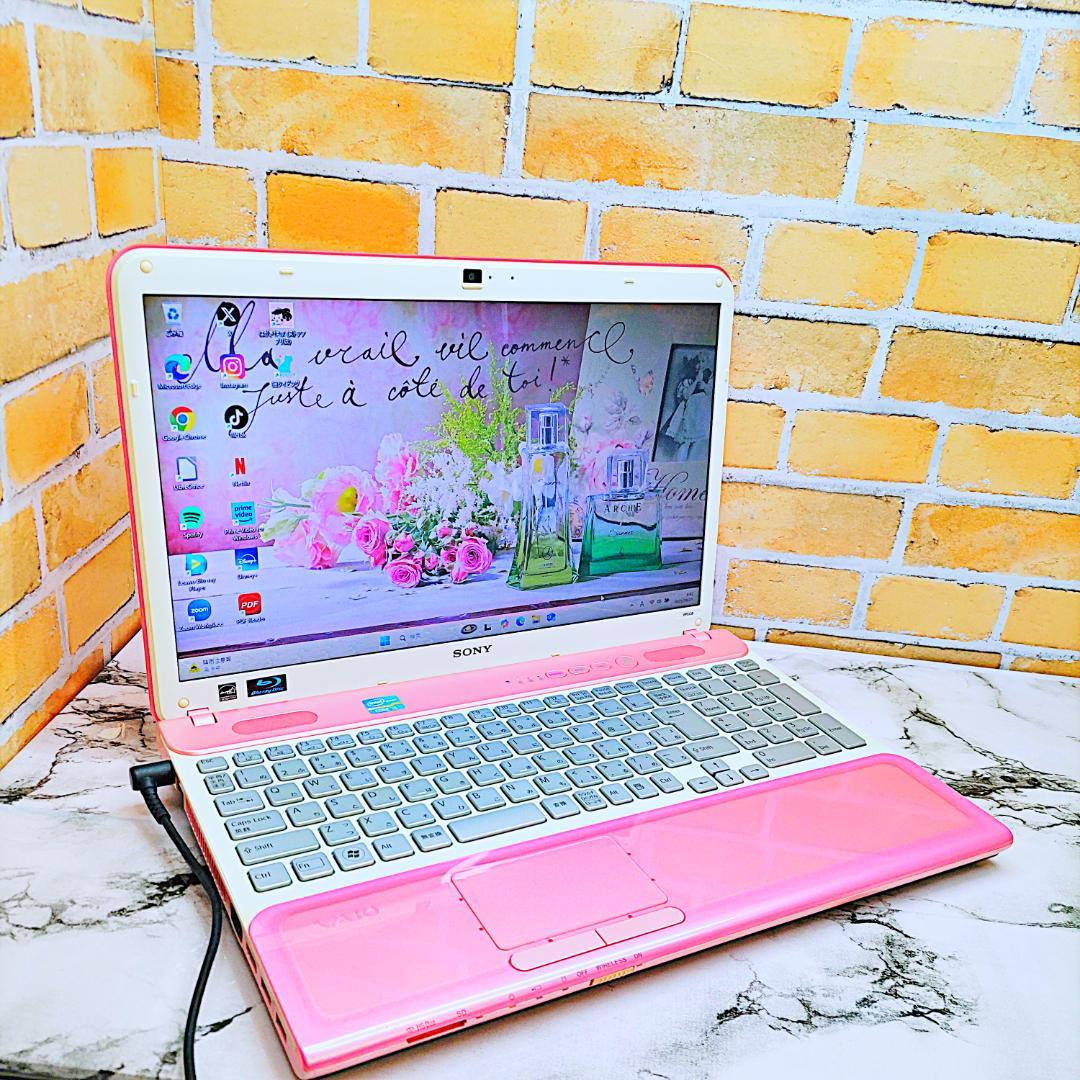 スケルトンピンクノートパソコン❣️Core-i5☘️爆速SSD✨メモリ8G