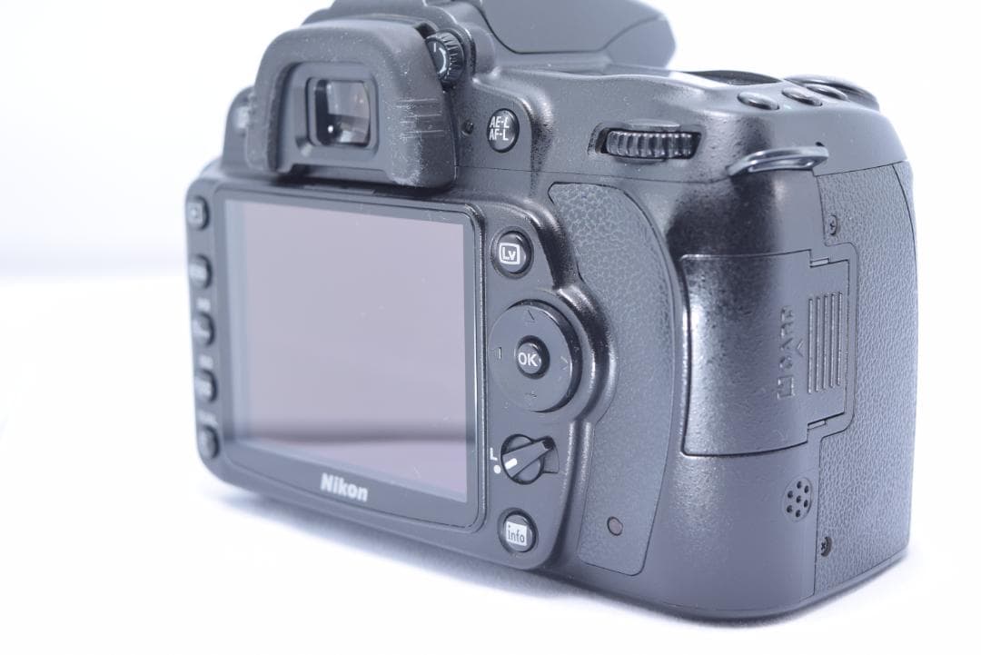 Nikon D90 デジタル一眼レフ ダブルレンズ　超望遠レンズ【手振れ補正】