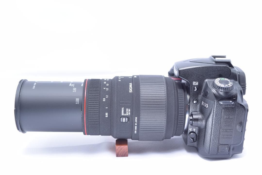 Nikon D90 デジタル一眼レフ ダブルレンズ　超望遠レンズ【手振れ補正】