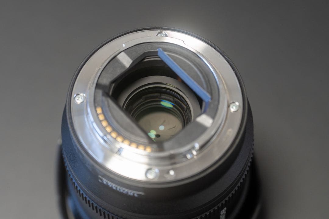 Sony 20mm F1.8 G Eマウントレンズ