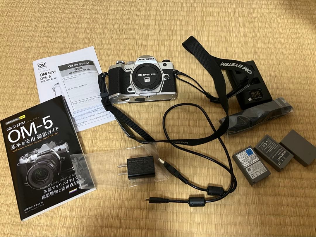 OM SYSTEM OM-5 ミラーレス一眼カメラ【本体】