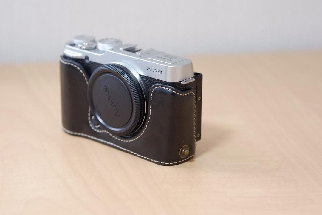 FUJIFILM ミラーレス一眼 X-A2 ダブルズームレンズ付き