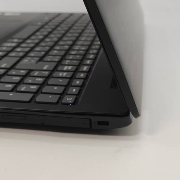 第8世代 i7 バッテリ◎ フルHD 15 8GB SSD256GB オフィス