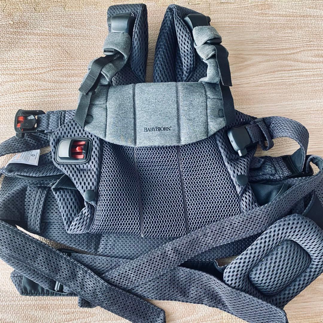 BABYBJÖRN 抱っこ紐 HARMONY メッシュ