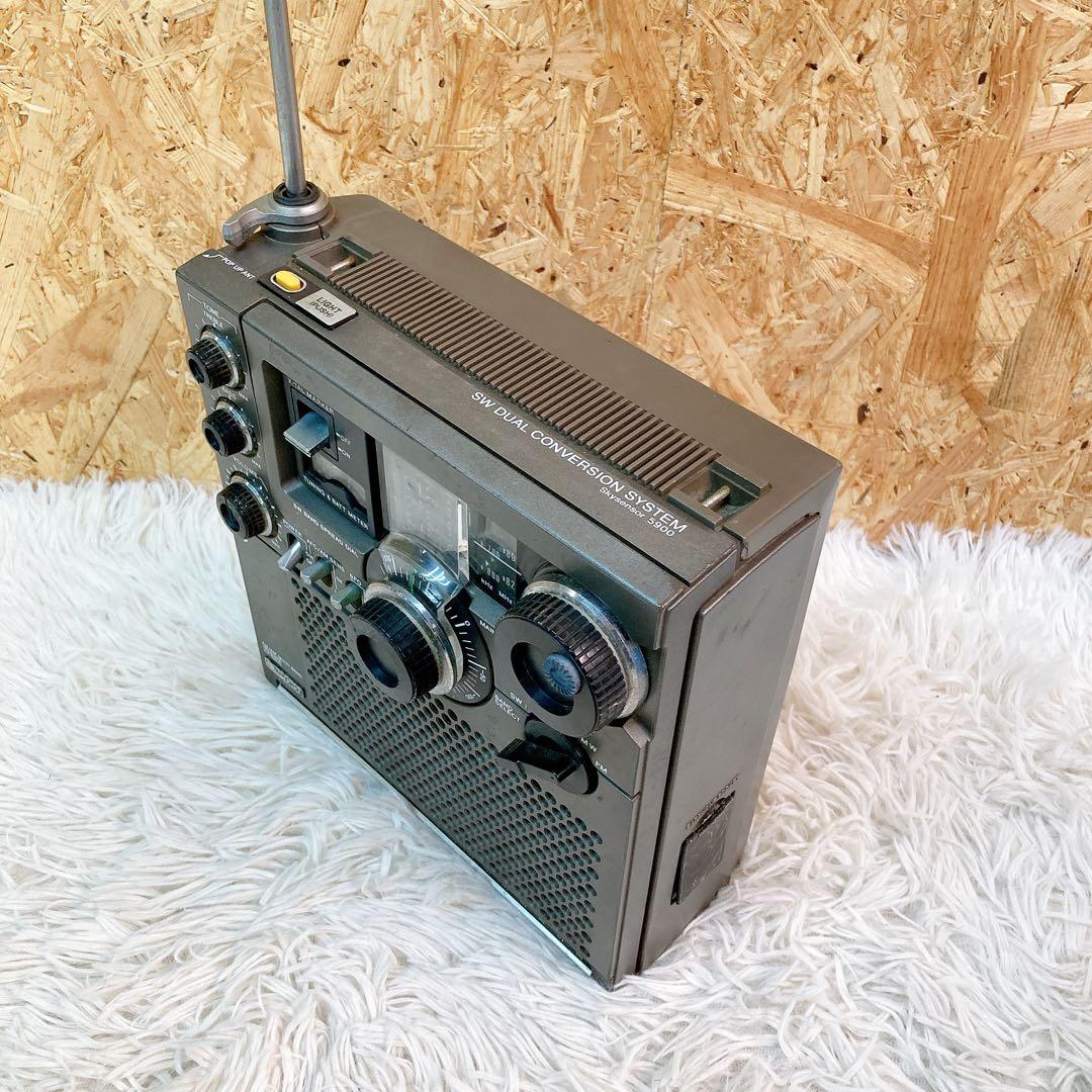 sony マルチバンドレシーバー　ICF-5900 ポータブルラジオ