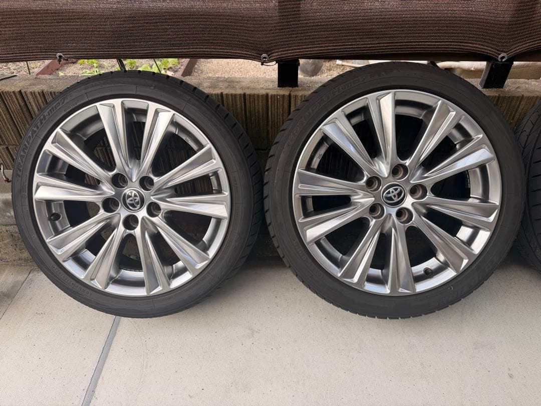 【美品】送料込み　アルヴェル純正ホイール25年製タイヤ　ハイグロス　ノアヴォクシ