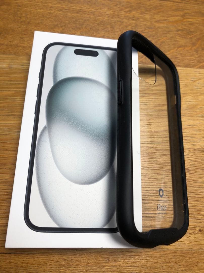 iPhone 15 ブラックApple care限定保証iFaceケース付き