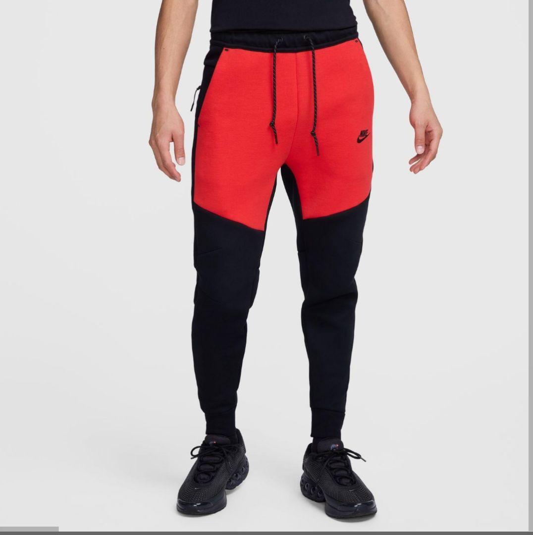 Nike テックフリース レッド/ブラック　完売モデル