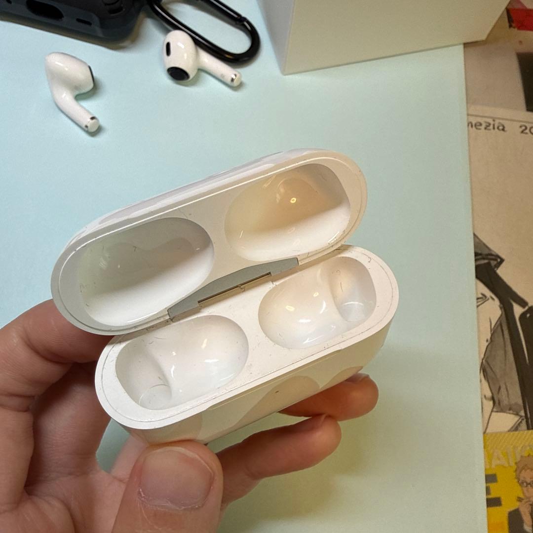 も*ん様 AirPods pro2 アップルケア加入品 2027年5月6日まで