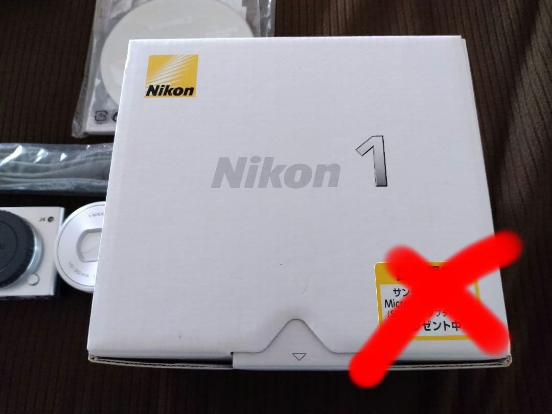 【ほぼ未使用】Nikon 1 J4 MODEL Zoom Lens Kit 純正