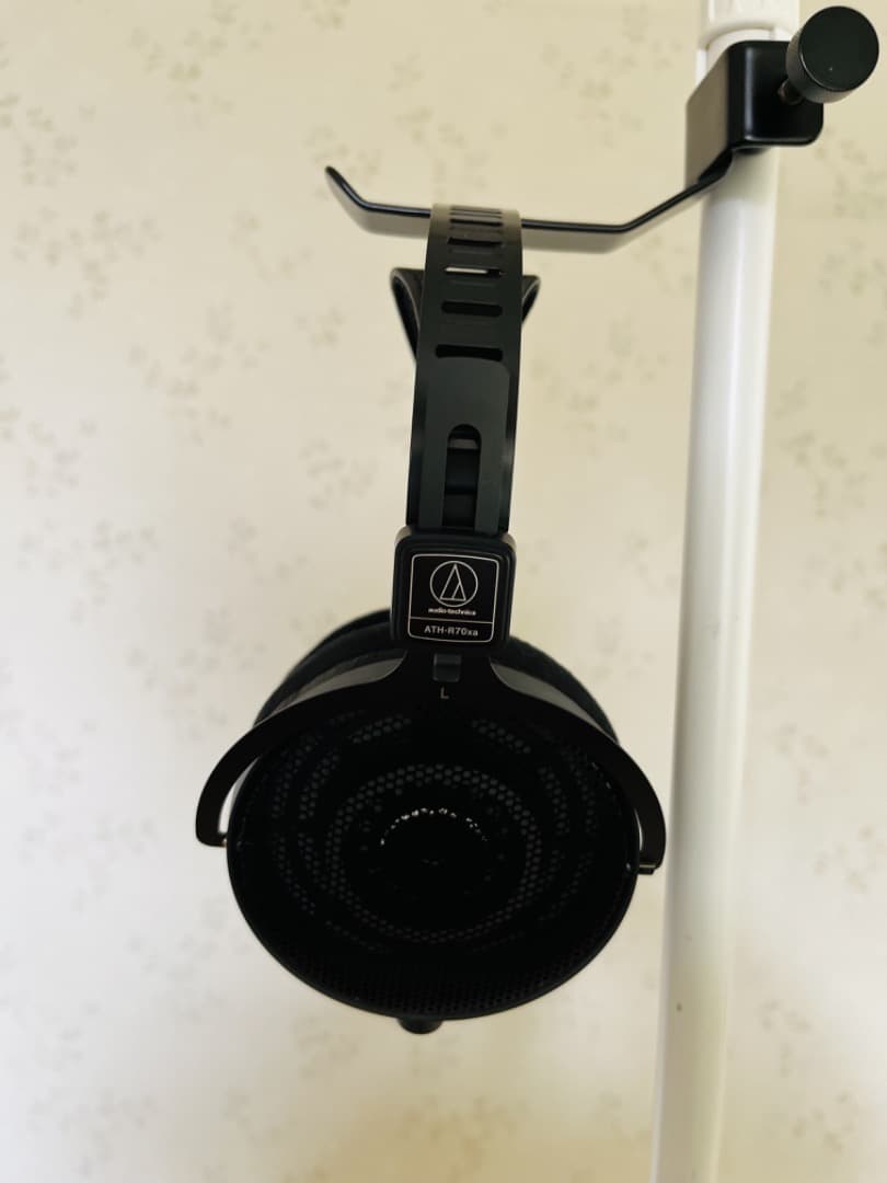 （新品開封済み）audio technica ATH-R70xa開放型ヘッドホン